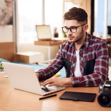 We Help – education portal We Help online education portal